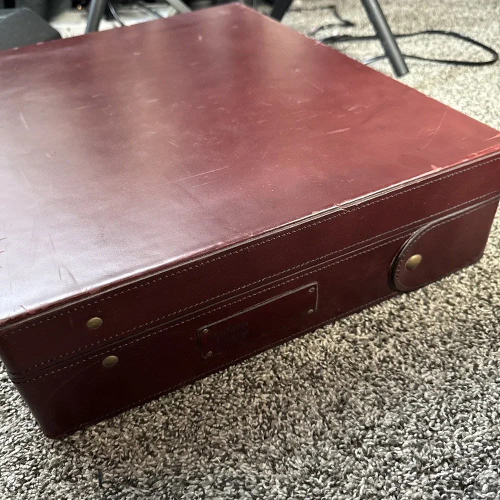 Hartmann Vintage Mens Attaché Briefcase Mahogany Bellting Leather